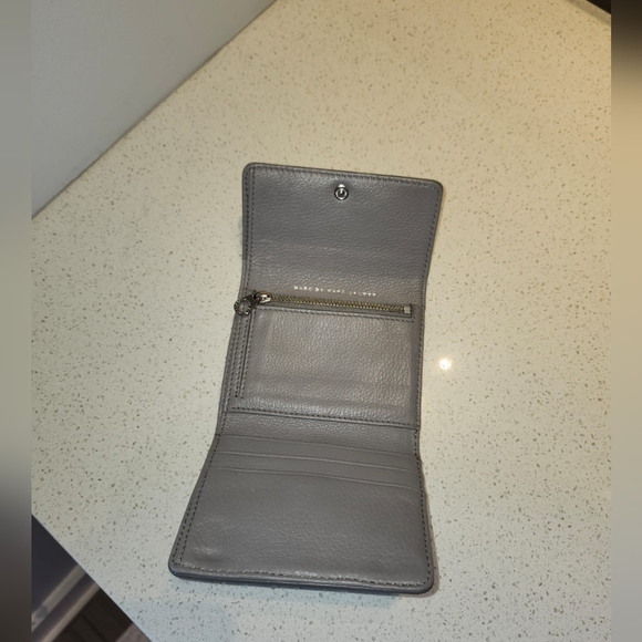 Marc Jacobs leather purse and wallet - Picture 7 of 11